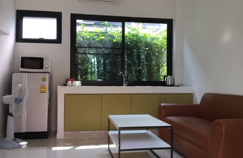 North Pattaya Hotel | Fairtex Residence