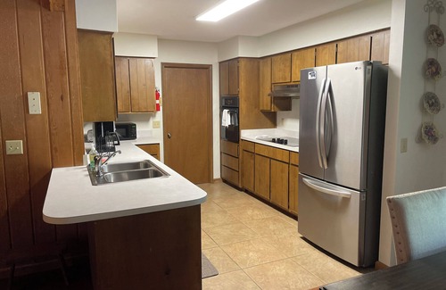 Sky Valley Cottage | "Fairway Cottage" Golf, Hike, Explore, Relax. EV Charger.nOpen All Seasons!