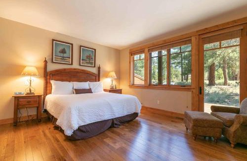 Truckee House | Fairway Drive 13151 by East West Hospitality