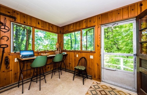 Sawyer Cottage | (Fall Discount Stays!) Sawyer Lakefront Home With Private Beach!