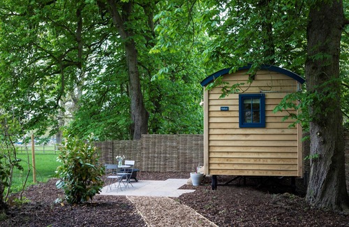 Baslow Cottage | Fallow Shepherd's Hut/Chatsworth Estate