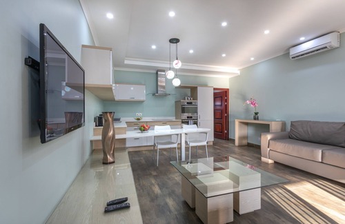 Lusaka Apartment | Fallsway Suites