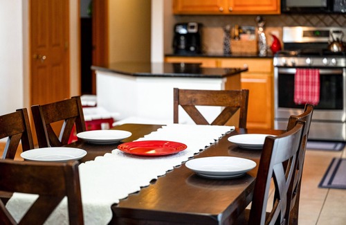West Dover House | FallTime FAMILY VermonT Getaway - Hot Tub- Game Room- Fire Pit