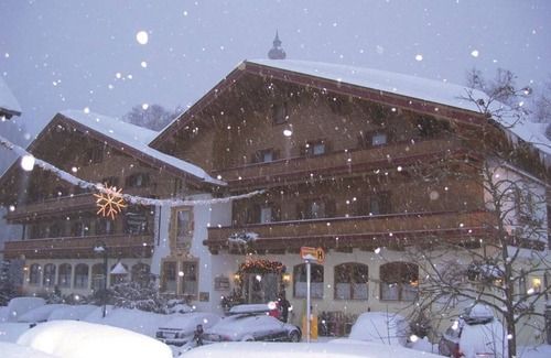Dienten am Hochkoenig House | Familienzimmer mit Dusche od. Bad, 1-3 Nächte - Hotel Salzburger Hof