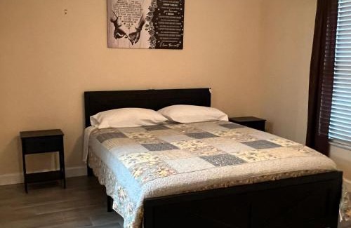 Dunnellon House | Family 3BR Near Equestrian Dunellon FL