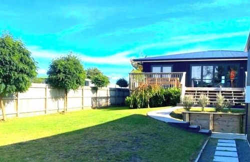 Mangakino House | Family Escape to the lake