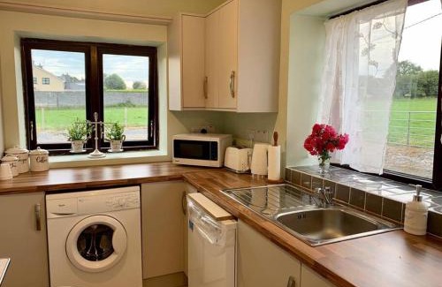 Corrandulla House | Family Farmhouse