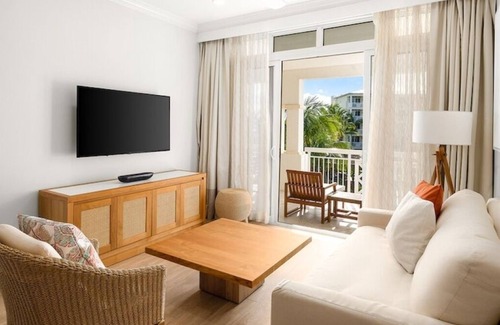 The Bight Resort | Family-Friendly Resort | 3 All-Inclusive Suites, Kids Stay Free, Pool & Beach