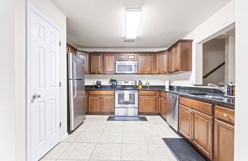 West Arlington House | Family-Friendly 3-BR, 10 Min from AT&T Stadium
