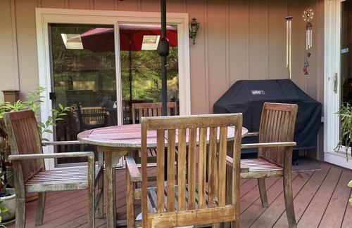 Essex Junction House | Family friendly 4BR, 3 Full Bath house. Only 30 minutes to ski slopes, downtown.