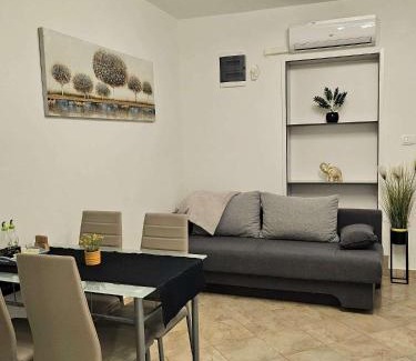 Martinski Apartment | Family-friendly apartments with swimming pool Sveti Martin, Central Istria - Sredisnja Istra - 23295