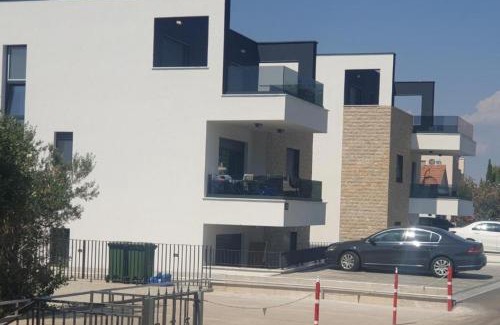 Susica Apartment | Family-friendly apartments with swimming pool Murter - 22942
