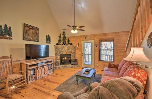 Blairsville House | Family-Friendly Cabin about 1 Mile to Hike and Swim!