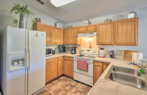 Edgewater House | Family-Friendly Edgewater Home: 6 Mi to Beaches!