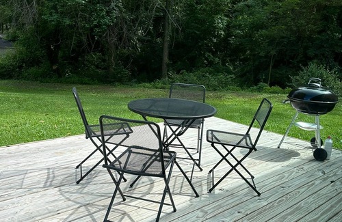 Knoxville House | Family-Friendly Fountain City 3BR - Quiet Stay with Deck & Backyard