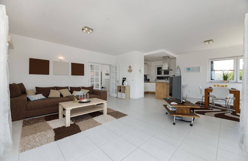 Privlaka House | Family friendly holiday home - great sea view - close to sandy beach - WIFI
