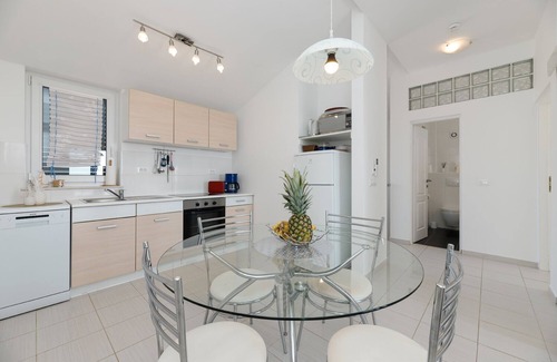 Privlaka House | Family friendly holiday home - great sea view - close to sandy beach - WIFI