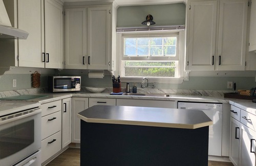 Hoodsport House | Family Friendly Hood Canal Getaway - 3 BD/2 BA Sleeps 6