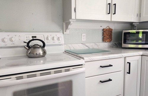 Hoodsport House | Family Friendly Hood Canal Getaway - 3 BD/2 BA Sleeps 6