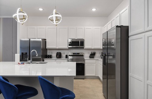 Indian Point House | Family-Friendly Luxury Home Near Disney & More