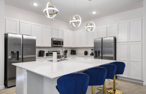 Indian Point House | Family-Friendly Luxury Home Near Disney & More