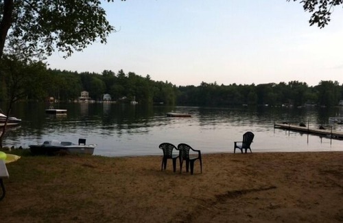 Lochmere Cottage | Family Friendly New Hamsphire Cottage Located On Lake Winnisquam