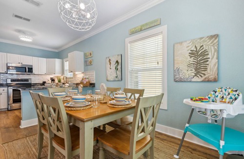 Ono Island House | Family-Friendly Pensacola Home < 1 Mi to Beach!