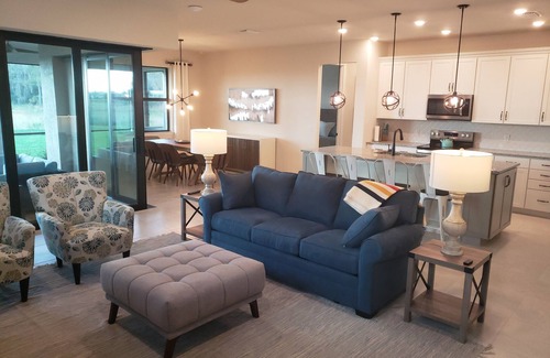 Biggar House | Family Friendly/Resort Style Pool Community
