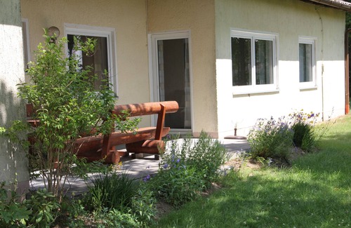 Wunsiedel Apartment | Family-friendly vacation home (120sqm) with terrace, sunbathing lawn and wonderful views