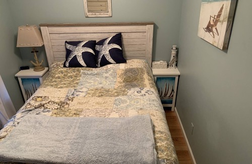Moody Cottage | Family friendly vacation cottage a mile from the ocean in Wells, Me..