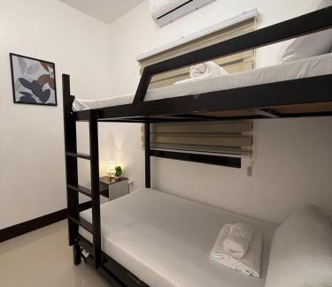 General Santos House | Family Friendly with 2BA&2BR , 100Mbps, Free Parking
