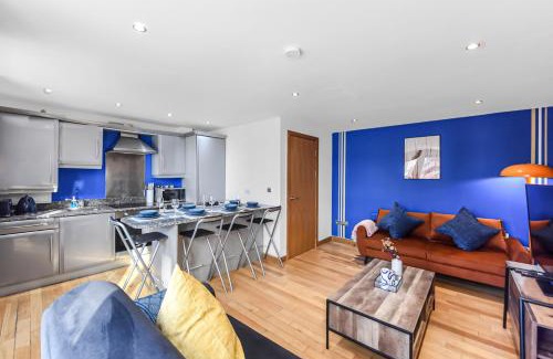 Cathedrals Apartment | Family Friendly, Zone 1, 2 Beds, Central London
