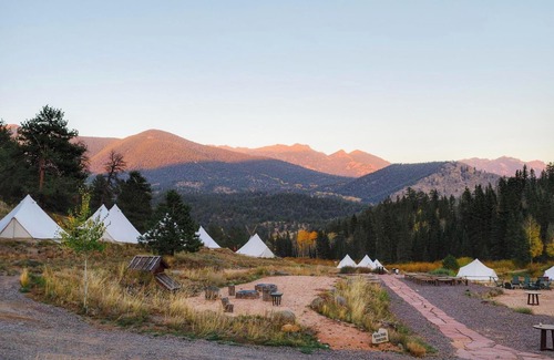 Lake George RV Rental | Family Glamping Escape 2 Queens + Twin Bed