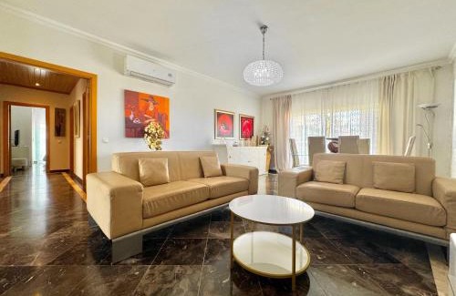 Funchal Apartment | Family Holidays Algarve
