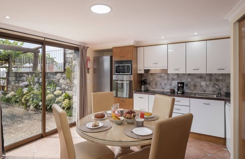 Calheta Cottage | Family holidays in the countryside, Casa do Cavalo das Flores