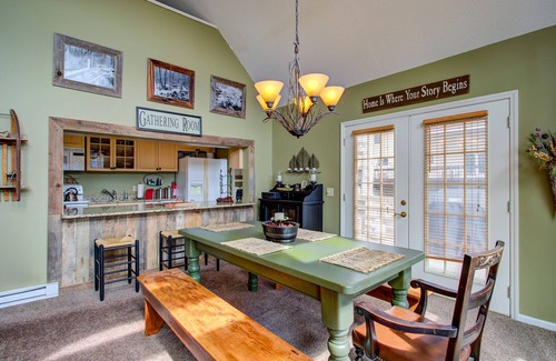 Seven Devils House | Family Home, Amazing View of Mtns - .5 mile from Snow Tubing