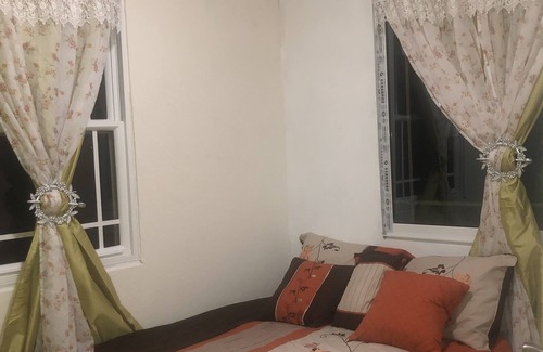 Black Rock House | Family Home in Paradise with Crystal waters and white beaches.quiet neighborhood