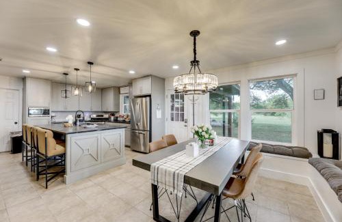 La Grange House | Family Home with Covered Patio and Grill in La Grange