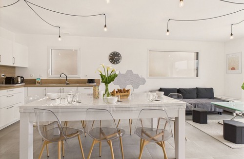 Frehel Ski Chalet | Family house for 10 in Fréhel with garden