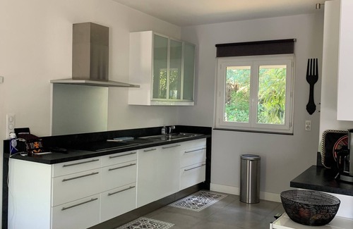 Cazaux House | Family house near the lake of Cazaux - 3 bedrooms, enclosed garden