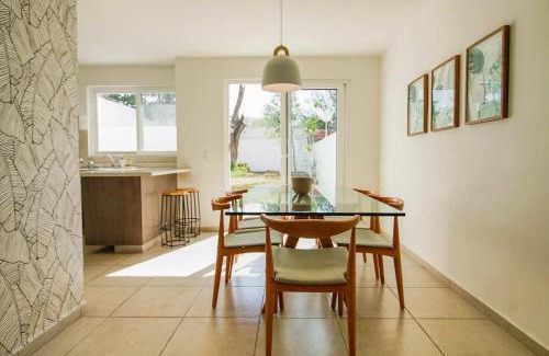 Leon House | Family House with Pool and Garden in Leon