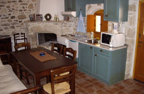 Faistos House | Family House with character ideal for nature and history lovers