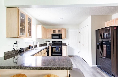Olive Branch House | Family & Pet Friendly Hideaway | Game Loft + Private Yard