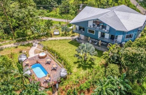 Arenal Apartment | Family Room with Mountain View