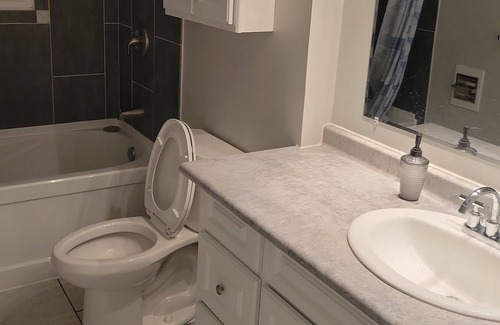 Stoney Creek Condo | Family sized townhouse minutes from downtown. A sanctuary for peace lovers.