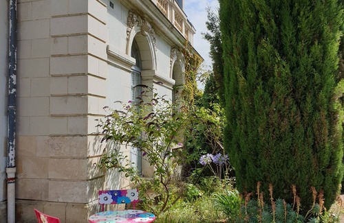 Saint-Avertin House | Family suite for up to 6 people in authentic 18th-century Touraine home