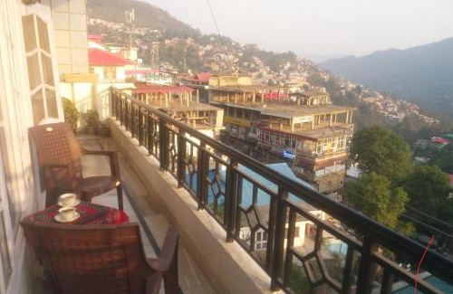 Bajoral Khurd Apartment | Family Suite Homestay