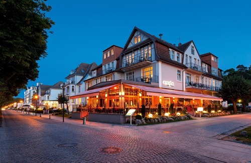 Ostseebad Kuhlungsborn Apartment | Family Suite - Strandhotel Nordischer Hof