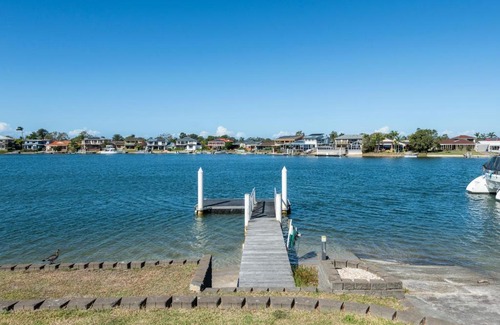 Yamba House | Family Tides LJHooker Yamba