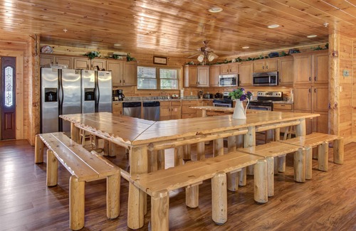 Hemlock Hills Cabin | Family Ties Lodge | Group Cabin w. Decks, 2 Hot Tubs, Game Room +More